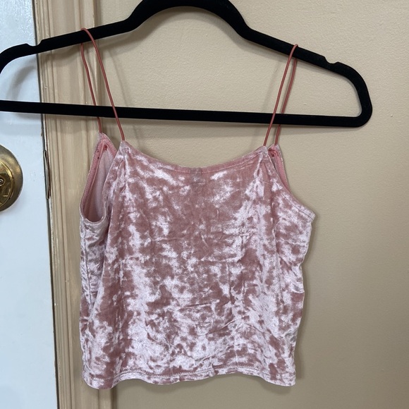 H&M divided xs pink velvet crop top - Picture 2 of 2
